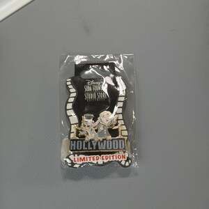 Disney Pin Studio store Hollywood lilo and stitch premier